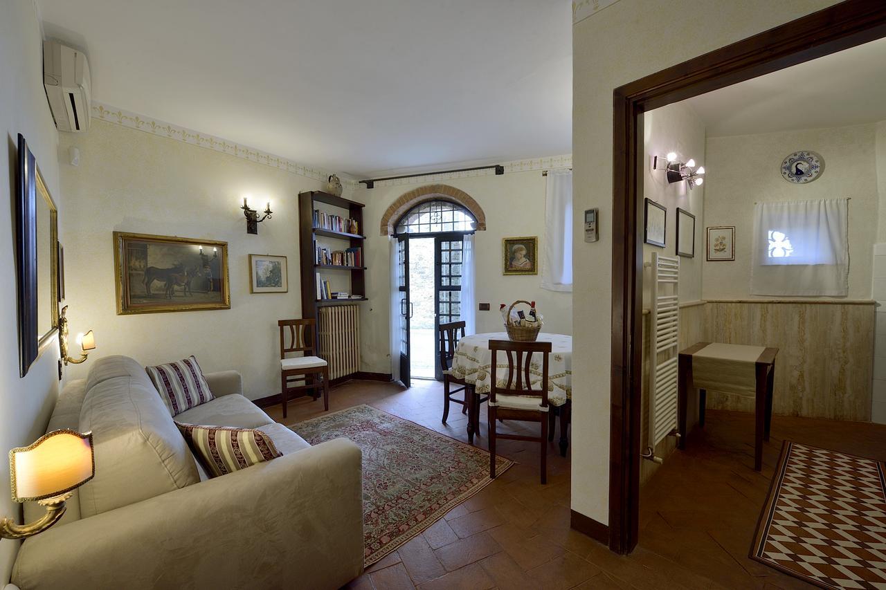 Aparthotel Castelletto Di Montebenichi Monte Benichi Exterior foto