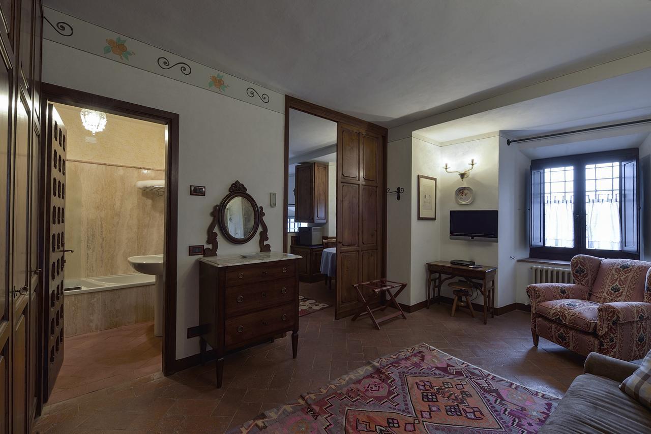 Aparthotel Castelletto Di Montebenichi Monte Benichi Exterior foto