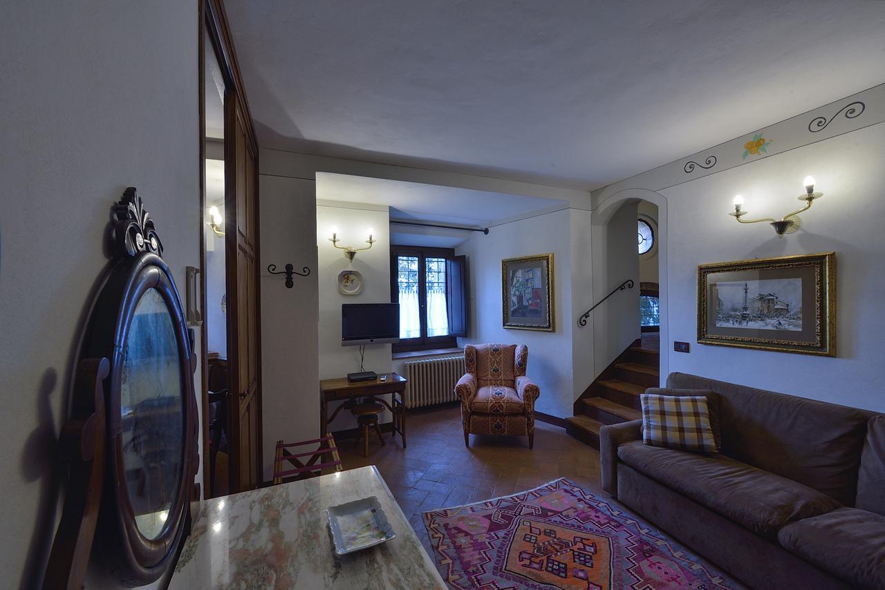 Aparthotel Castelletto Di Montebenichi Monte Benichi Exterior foto