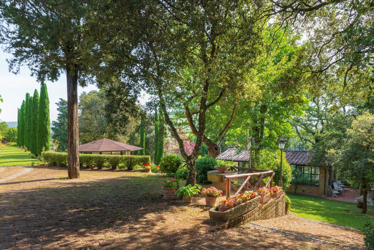 Aparthotel Castelletto Di Montebenichi Monte Benichi Exterior foto